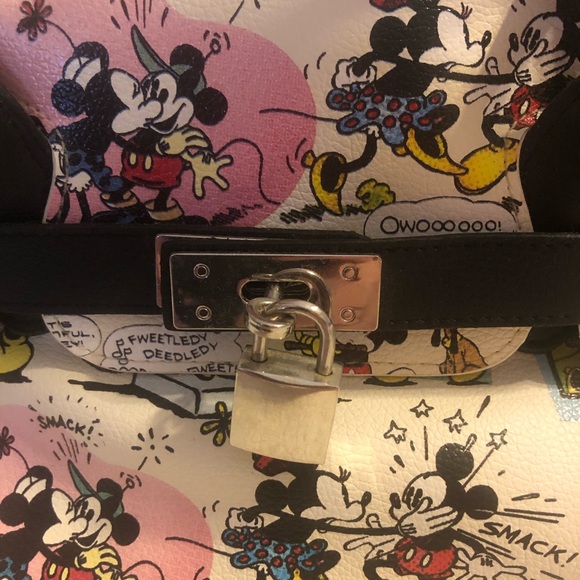 Animations Disney Purse Mickey and Minnie NWT - Picture 2 of 12